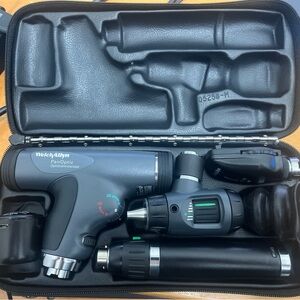 Welch Allyn PanOptic Ophthalmoscope and Otoscope Set - Black - great condition